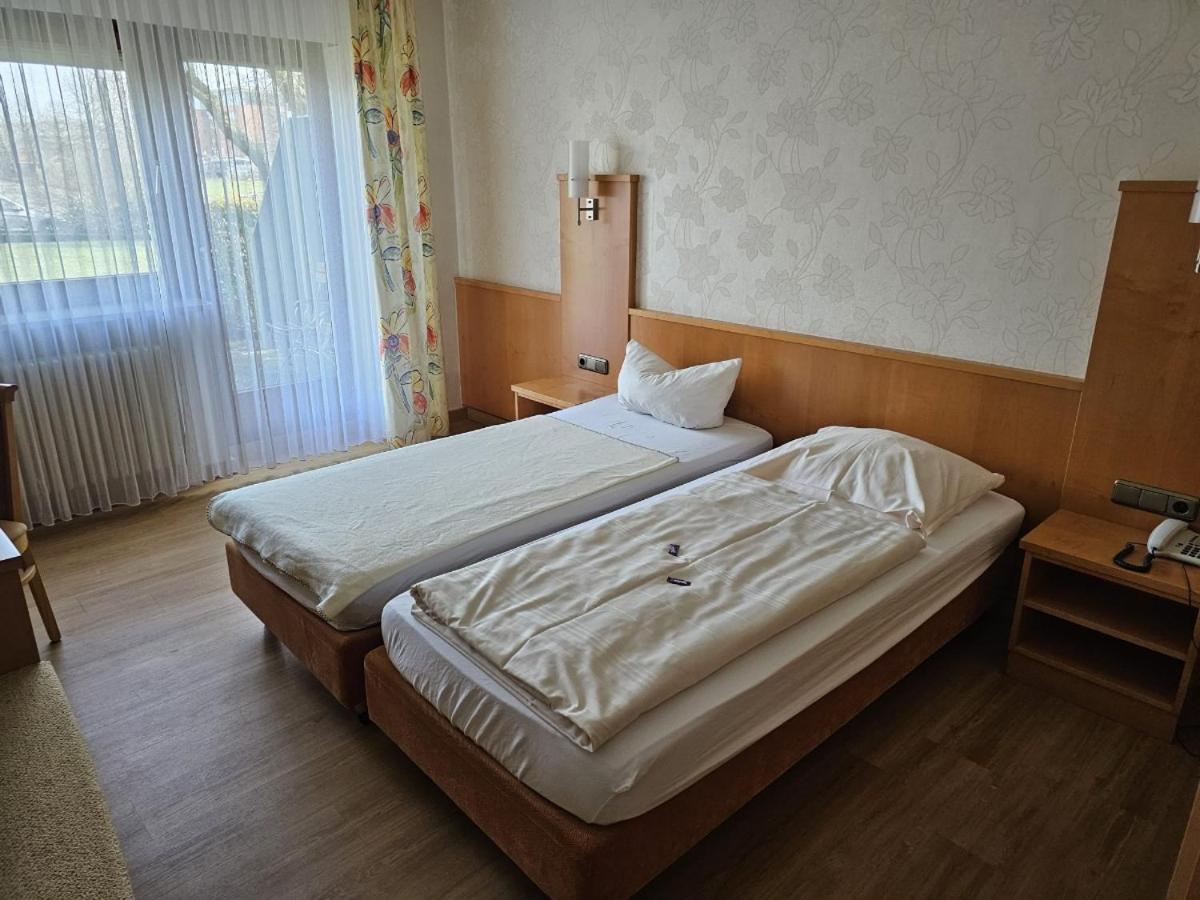 Hotel Tennenloher Hof Эрланген Экстерьер фото