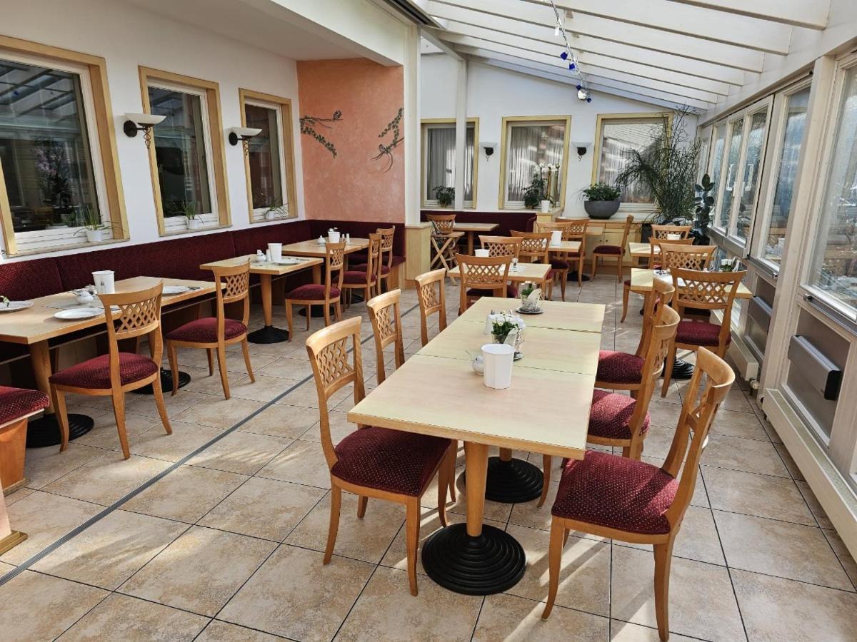 Hotel Tennenloher Hof Эрланген Экстерьер фото